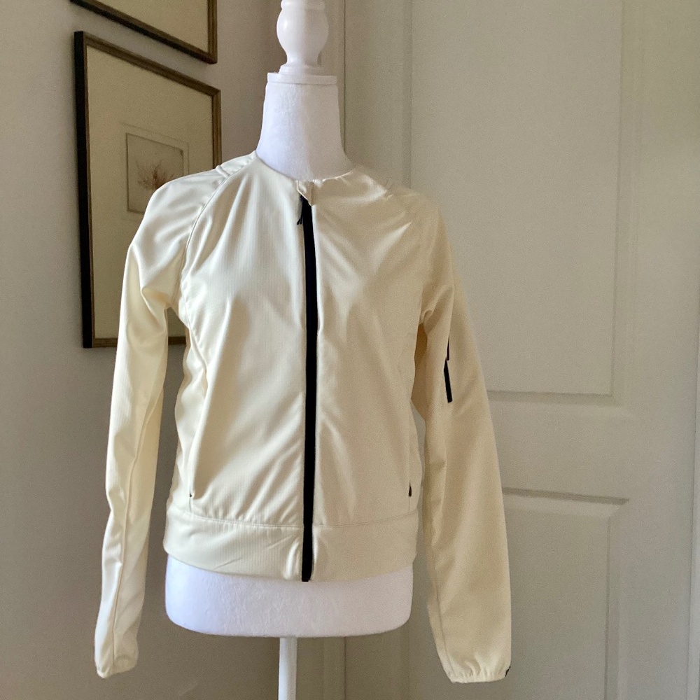 NWOT J Crew w/ New Balance SZ S Women’s Ivory Full Zip Lined Jacket